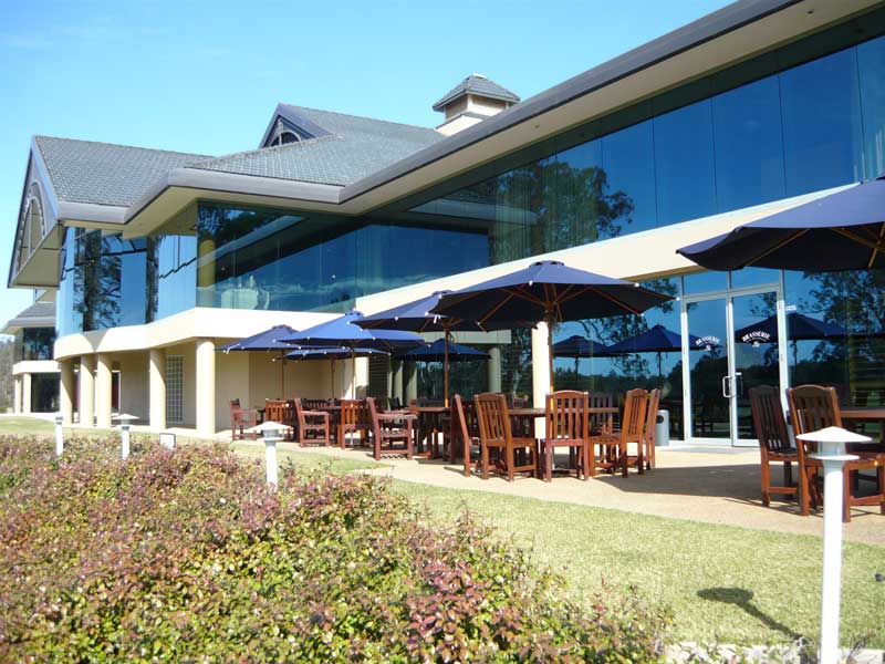 Riverside Oaks Golf Resort